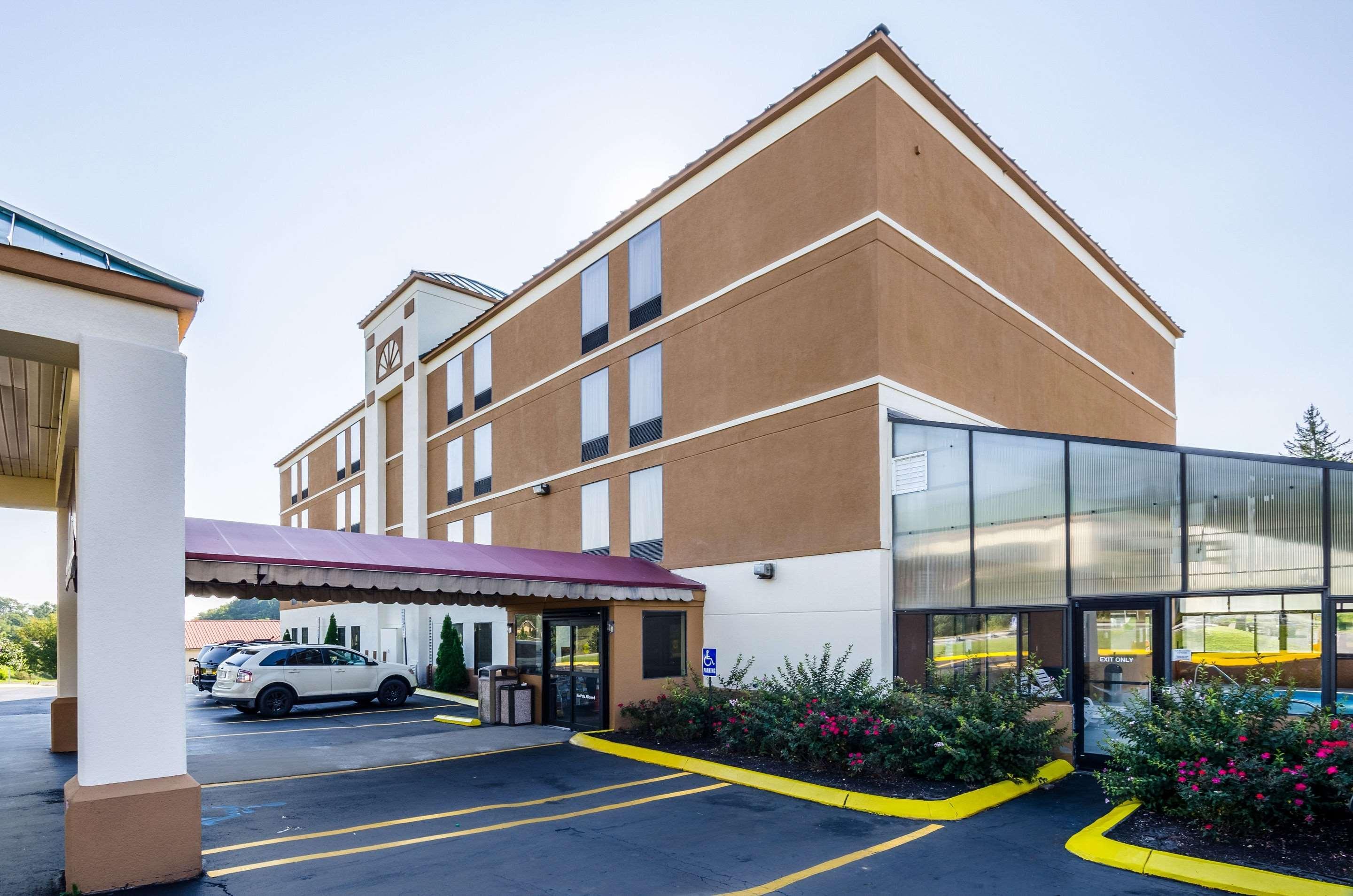 Spark By Hilton Wytheville East Main Street Exterior foto